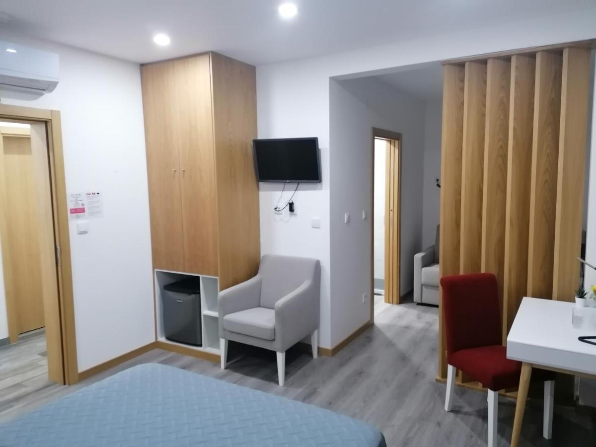 Alojamento Girassol - Guest House - Quarto Com Casa De Banho Privativa Castelo Branco  Buitenkant foto
