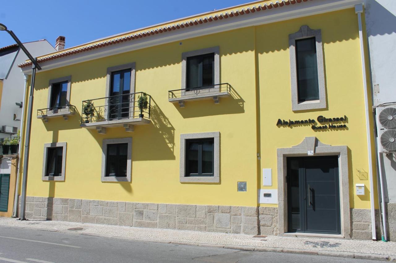 Alojamento Girassol - Guest House - Quarto Com Casa De Banho Privativa Castelo Branco  Buitenkant foto