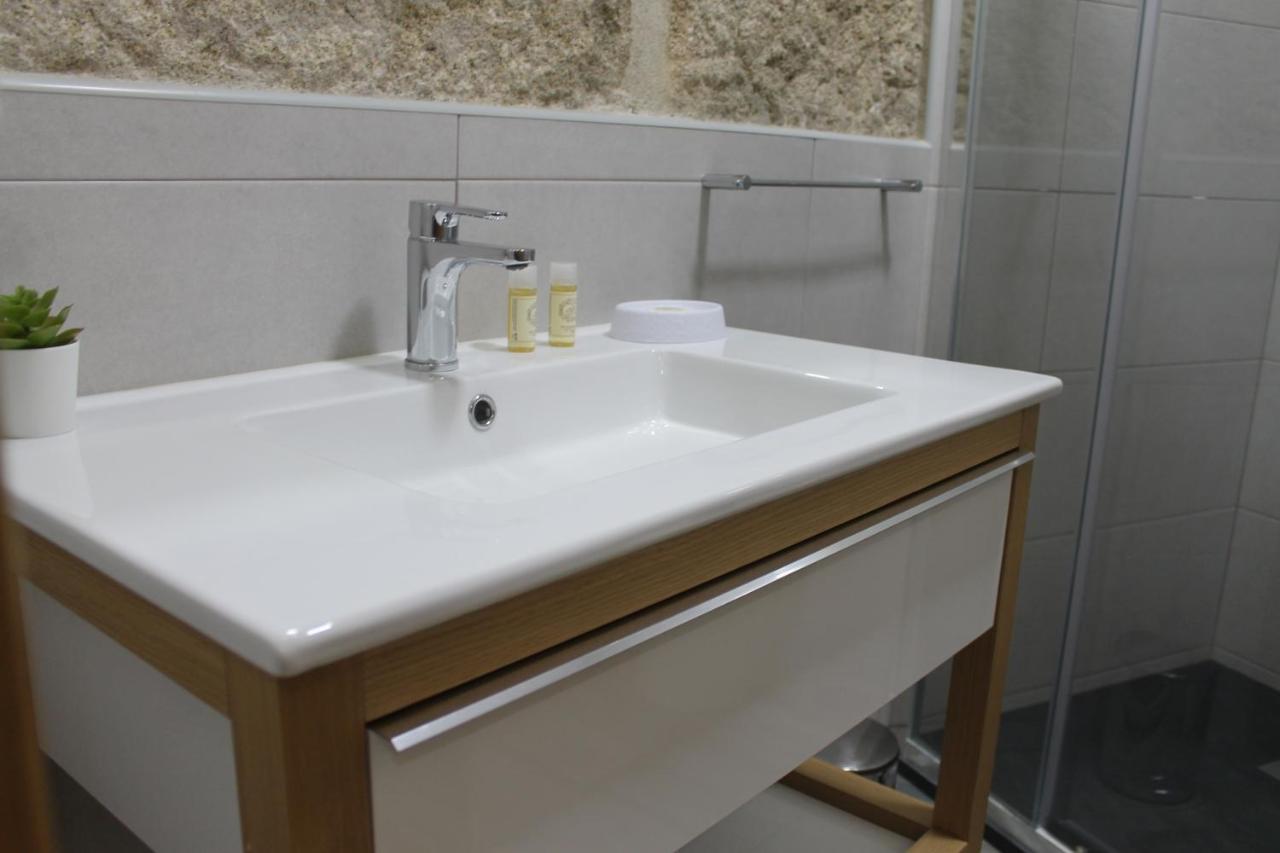 Alojamento Girassol - Guest House - Quarto Com Casa De Banho Privativa Castelo Branco  Buitenkant foto