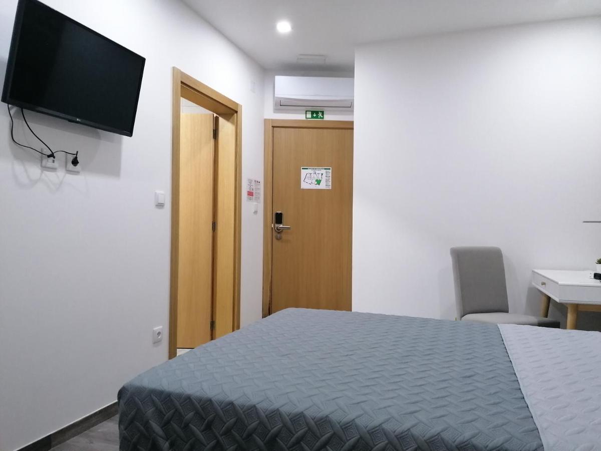 Alojamento Girassol - Guest House - Quarto Com Casa De Banho Privativa Castelo Branco  Buitenkant foto