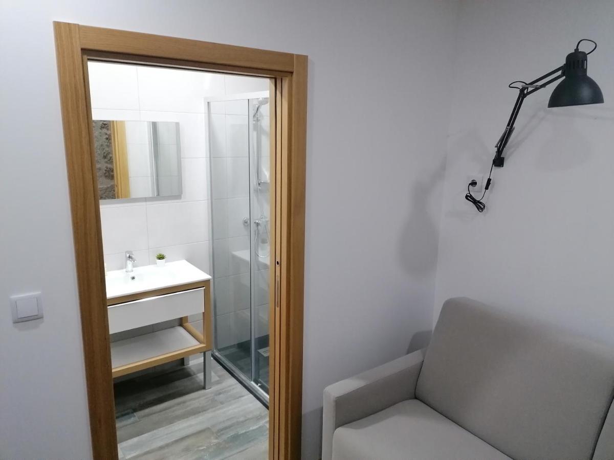 Alojamento Girassol - Guest House - Quarto Com Casa De Banho Privativa Castelo Branco  Buitenkant foto
