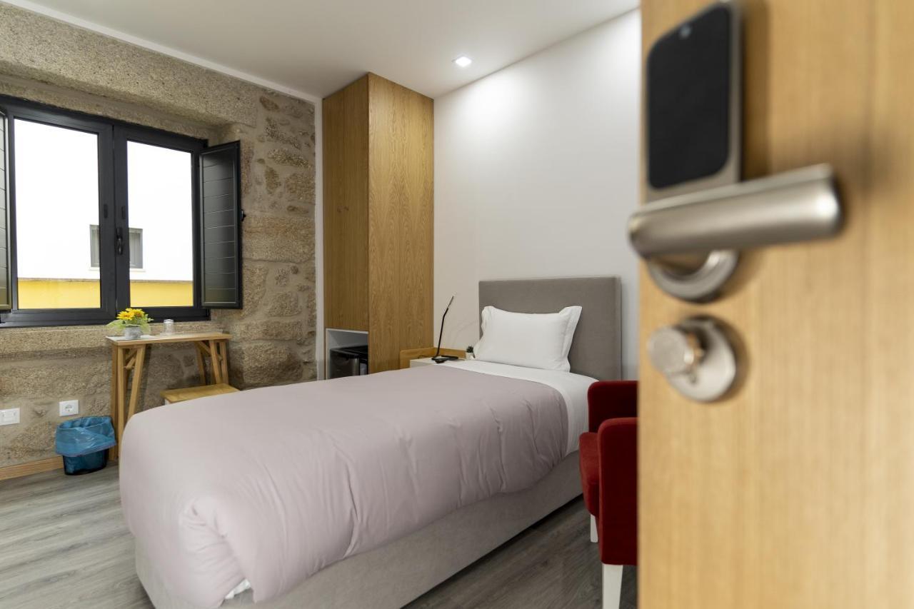 Alojamento Girassol - Guest House - Quarto Com Casa De Banho Privativa Castelo Branco  Buitenkant foto