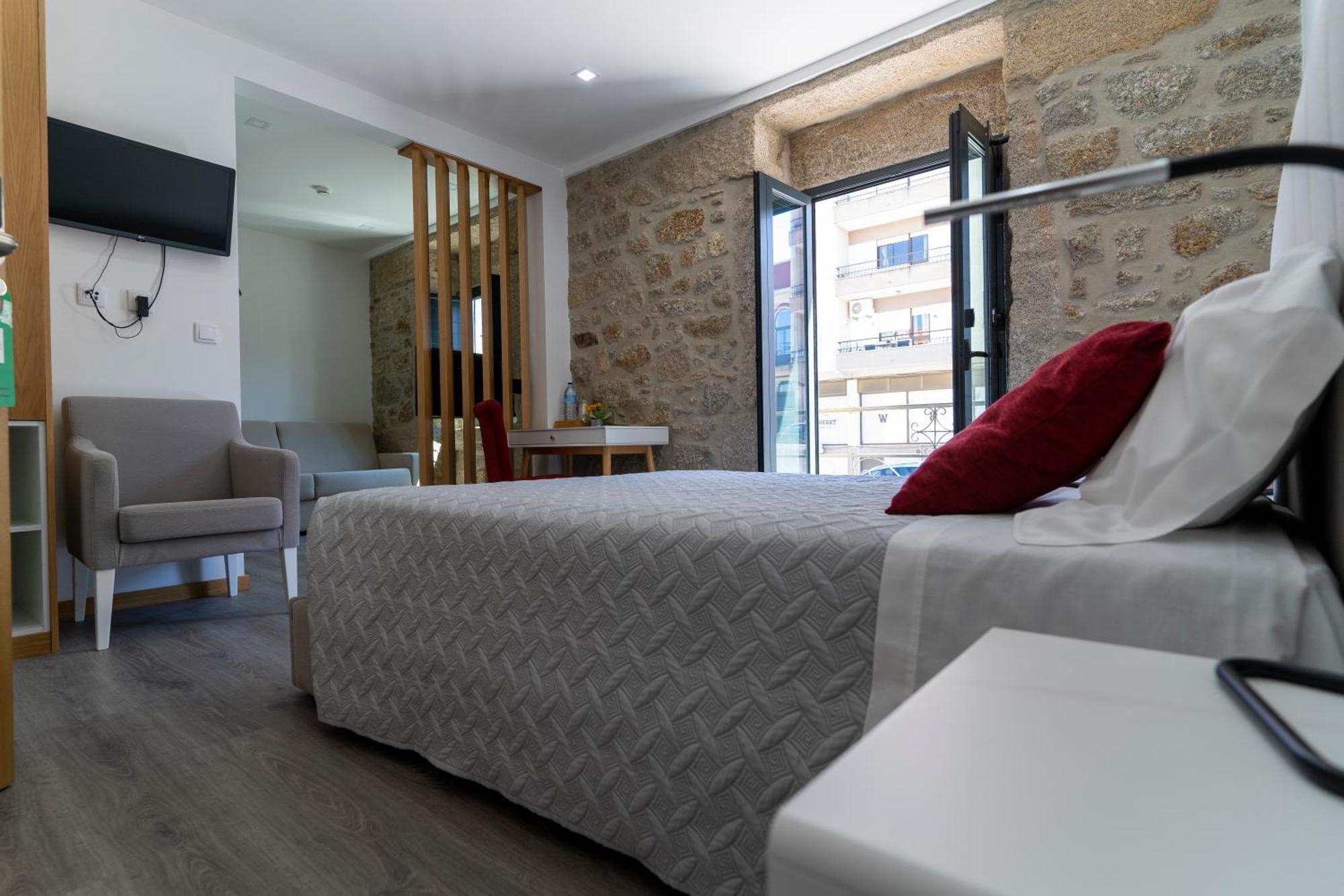 Alojamento Girassol - Guest House - Quarto Com Casa De Banho Privativa Castelo Branco  Buitenkant foto